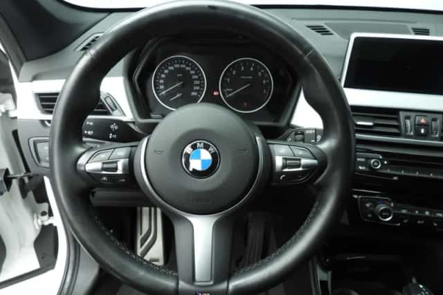 BMW X1 (2018) thumbnail 12