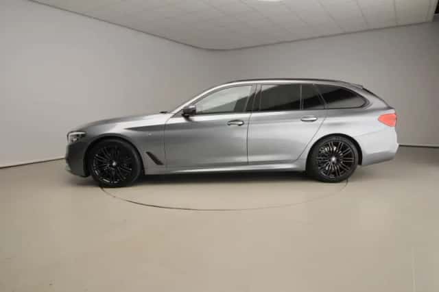 BMW 5-Serie (2017) thumbnail 2