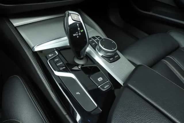 BMW 5-Serie (2017) thumbnail 16