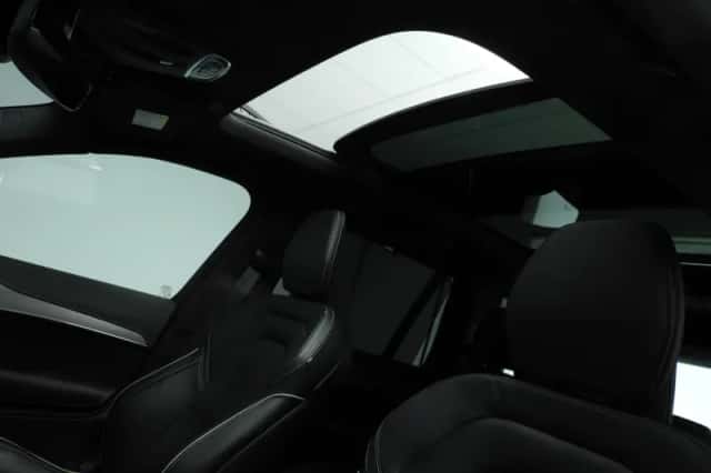 Volvo XC90 (2022) thumbnail 32