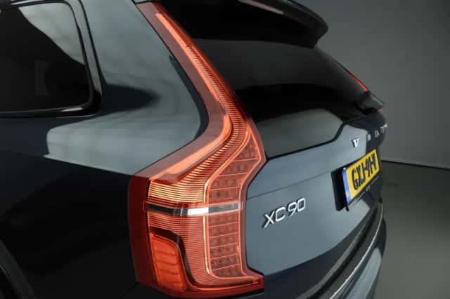 Volvo XC90 (2022) thumbnail 46
