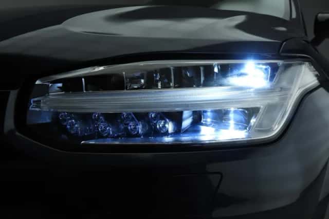 Volvo XC90 (2022) thumbnail 47