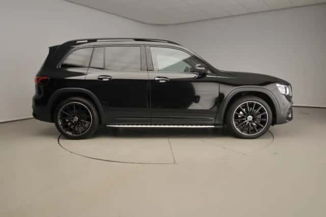 Mercedes-Benz GLB-Klasse (2023) thumbnail 3