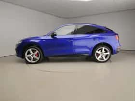 Audi Q5 (2021) thumbnail 2