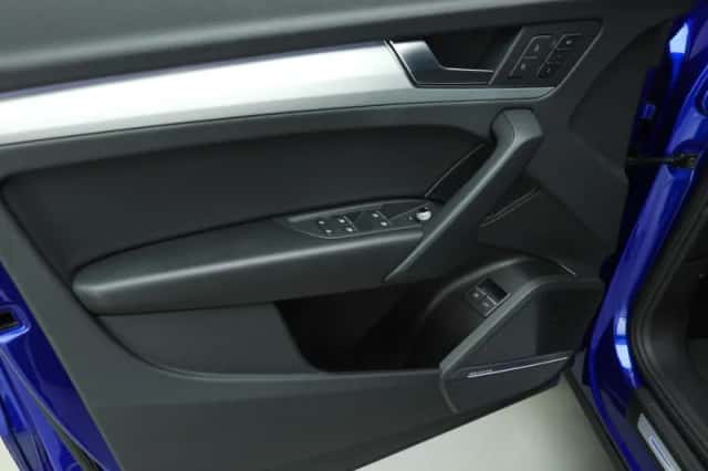 Audi Q5 (2021) thumbnail 24