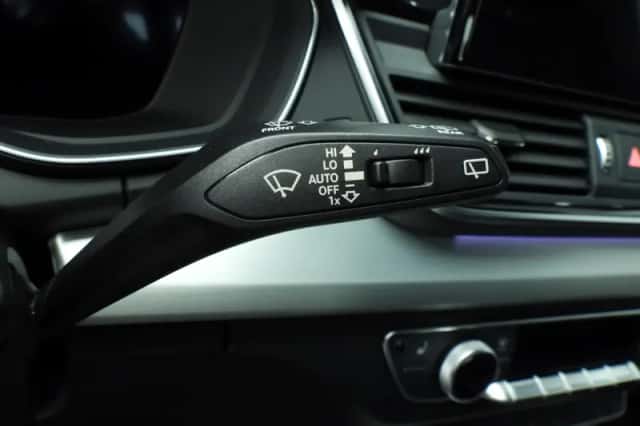 Audi Q5 (2021) thumbnail 30