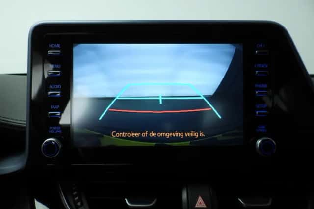 Toyota C-HR (2021) thumbnail 34