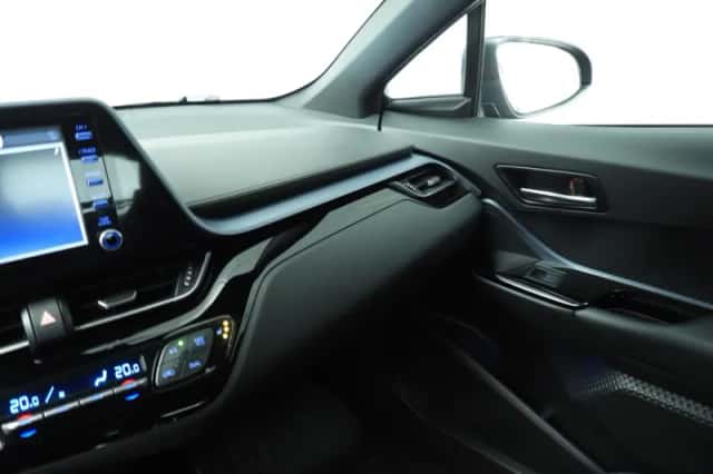 Toyota C-HR (2021) thumbnail 35