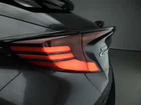 Toyota C-HR (2021) thumbnail 36