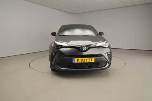 Toyota C-HR (2021) thumbnail 6