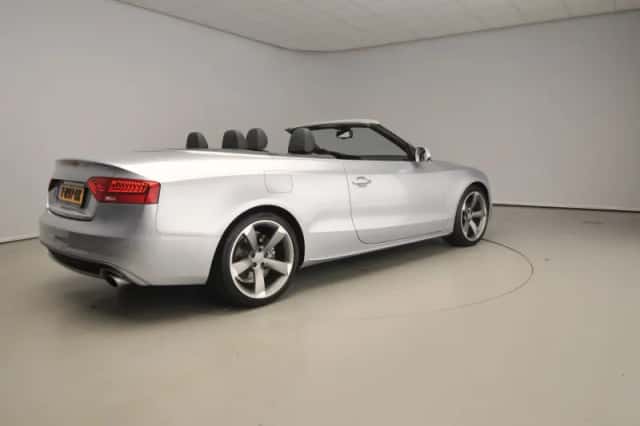 Audi A5 (2015) thumbnail 2