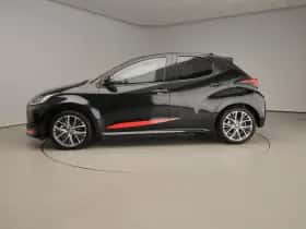 Toyota Yaris (2024) thumbnail 2