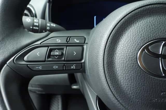 Toyota Yaris (2024) thumbnail 13