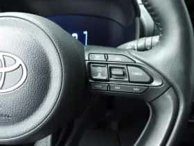 Toyota Yaris (2024) thumbnail 15