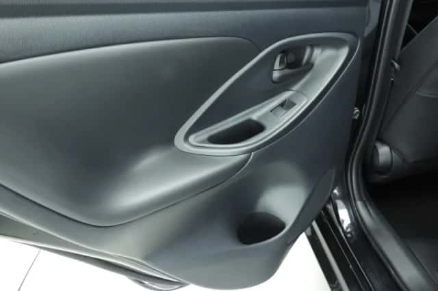 Toyota Yaris (2024) thumbnail 17