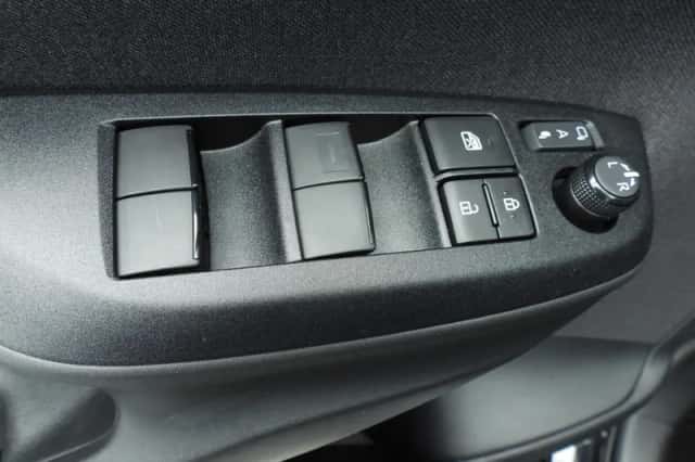 Toyota Yaris (2024) thumbnail 20