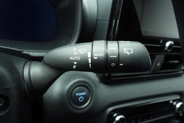 Toyota Yaris (2024) thumbnail 23