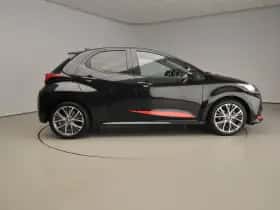 Toyota Yaris (2024) thumbnail 4