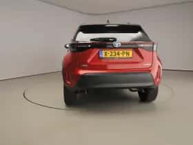 Toyota Yaris Cross (2024) thumbnail 3