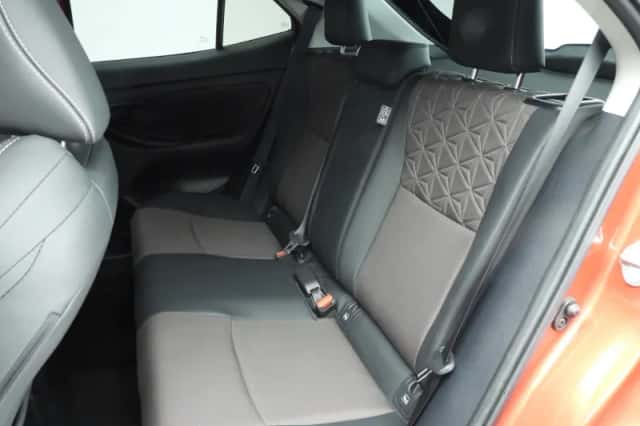 Toyota Yaris Cross (2024) thumbnail 8