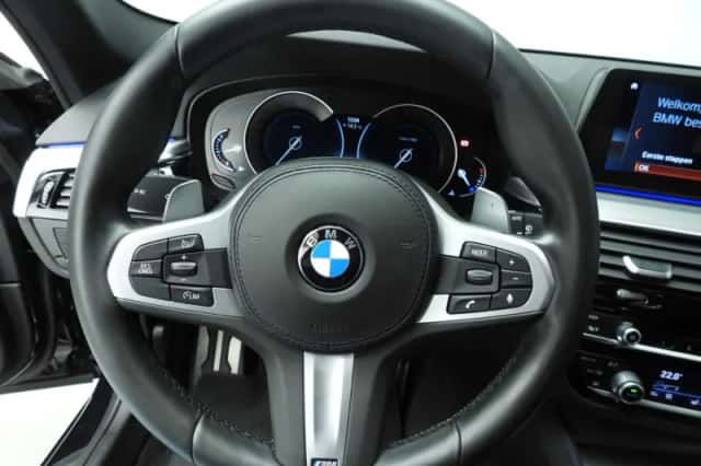 BMW 5-Serie (2018) thumbnail 11