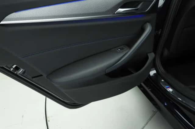 BMW 5-Serie (2018) thumbnail 19