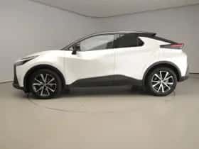 Toyota C-HR (2024) thumbnail 2