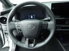Toyota C-HR (2024) thumbnail 11