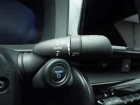 Toyota C-HR (2024) thumbnail 23