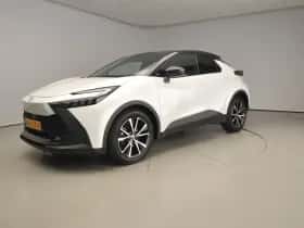 Toyota C-HR (2024) thumbnail 39