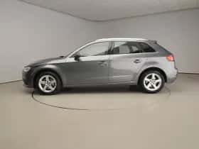 Audi A3 (2018) thumbnail 2