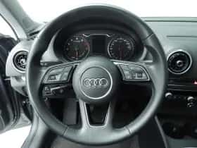 Audi A3 (2018) thumbnail 11