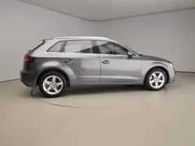 Audi A3 (2018) thumbnail 4