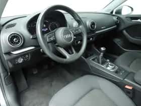 Audi A3 (2018) thumbnail 6