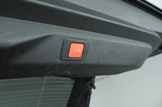 Peugeot 3008 (2025) thumbnail 36
