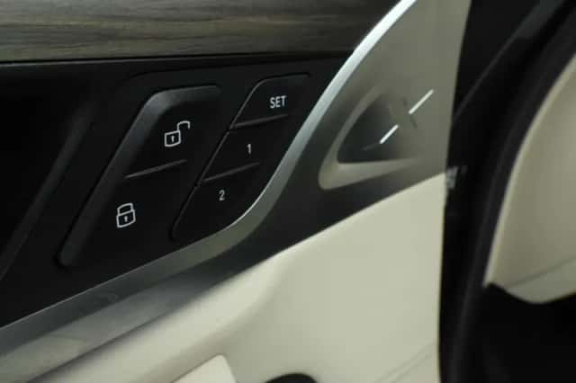 BMW X3 (2019) thumbnail 23