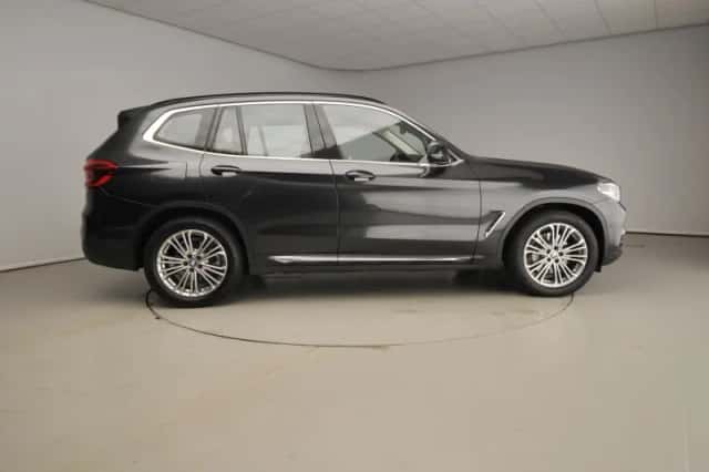 BMW X3 (2019) thumbnail 4