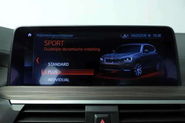 BMW X3 (2019) thumbnail 41