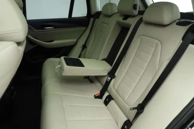 BMW X3 (2019) thumbnail 8