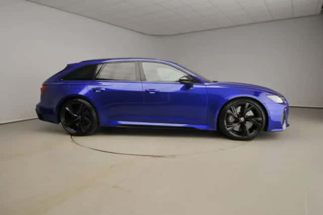 Audi RS6 (2022) thumbnail 4