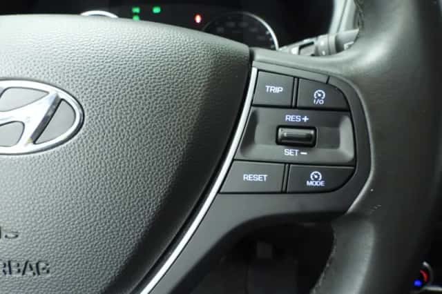 Hyundai i20 (2016) thumbnail 15