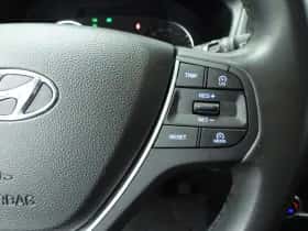 Hyundai i20 (2016) thumbnail 15