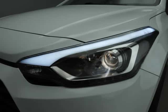 Hyundai i20 (2016) thumbnail 28