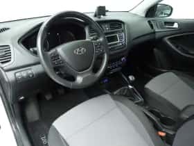 Hyundai i20 (2016) thumbnail 6