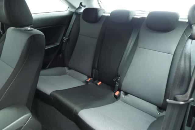 Hyundai i20 (2016) thumbnail 8