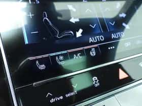 Audi Q8 (2024) thumbnail 36