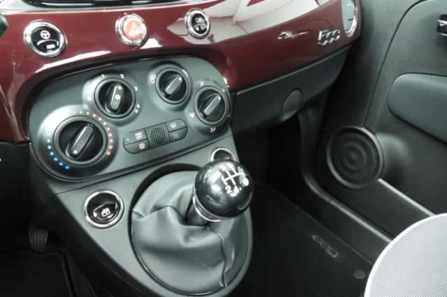 Fiat 500 (2019) thumbnail 13