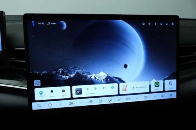 BYD Seal (2024) thumbnail 30