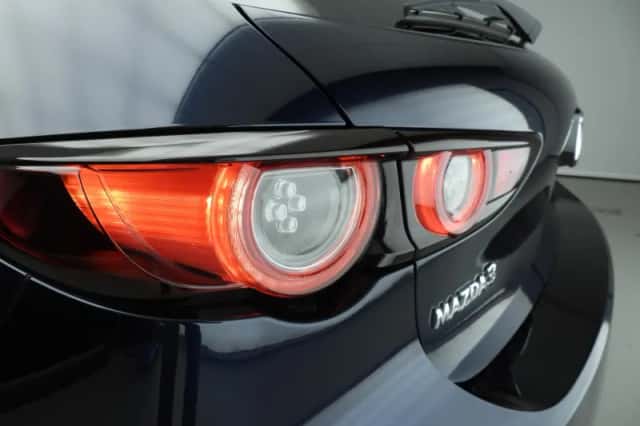 Mazda 3 (2019) thumbnail 40