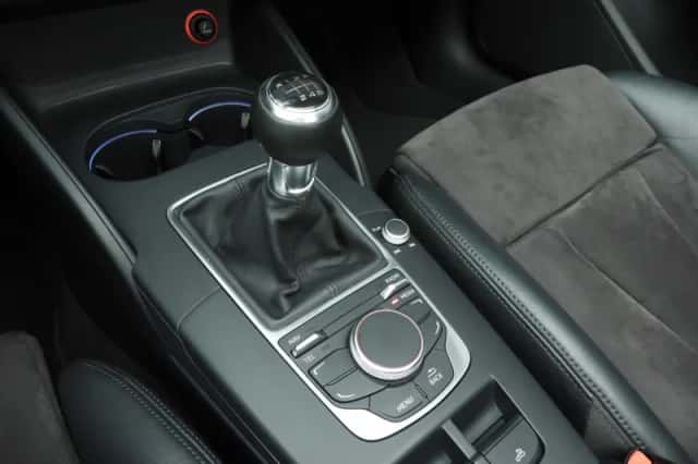 Audi A3 (2016) thumbnail 13